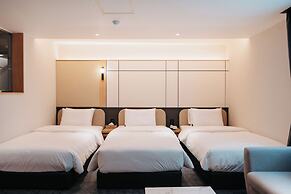 CozyTree Hotel