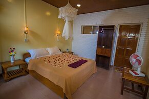 Teak Wood Hotel