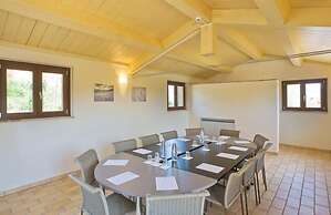Villa Gens Camuria