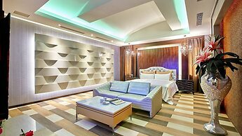 Gold Motel
