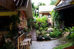 Baanplaidoi Resort