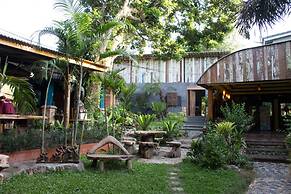 Baanplaidoi Resort