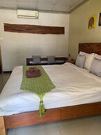 Baanplaidoi Resort