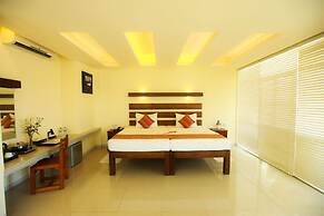 Beacon Beach Hotel