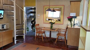Woodmere Serviced Apartments