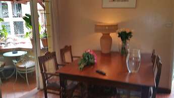 Woodmere Serviced Apartments