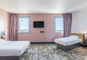 B&B HOTEL Marseille Les ports