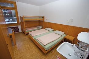 Youth Hostel Pontresina