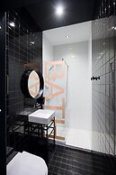 InBox Capsule Hotel