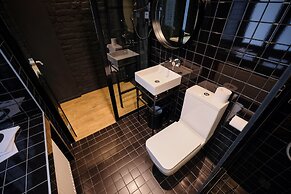 InBox Capsule Hotel