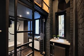 InBox Capsule Hotel