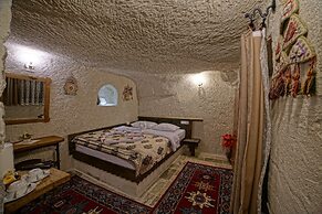 Melek Cave Hotel