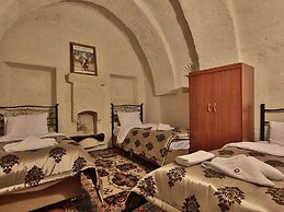 Melek Cave Hotel