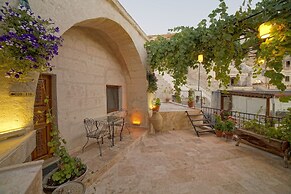 Melek Cave Hotel