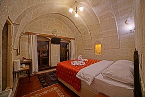 Melek Cave Hotel