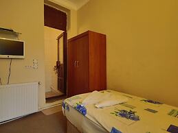 Melek Cave Hotel