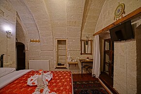 Melek Cave Hotel