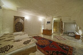 Melek Cave Hotel