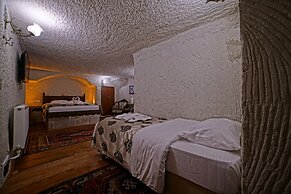Melek Cave Hotel