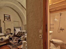 Melek Cave Hotel