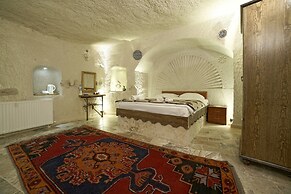 Melek Cave Hotel