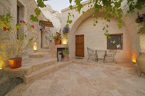 Melek Cave Hotel