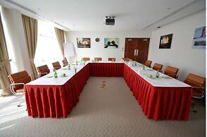 Al Reem Village Hotel