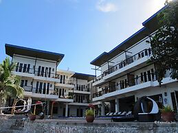 Sunset at Aninuan Beach Resort