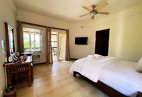 Sunset at Aninuan Beach Resort
