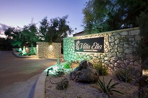 Villa Elia