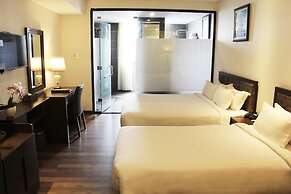 Danaciti Hotel