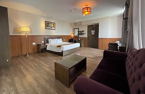 Danaciti Hotel