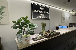 Danaciti Hotel