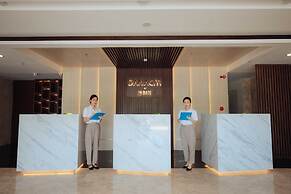 Danaciti Hotel