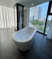 Danaciti Hotel