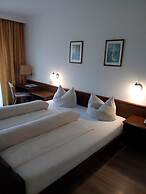 Hotel Bernhard am See