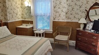 Bayside Inn