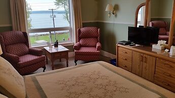 Bayside Inn