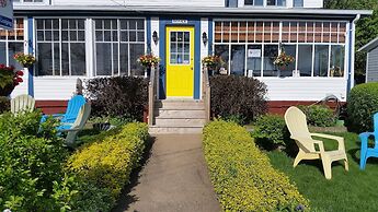 Bayside Inn