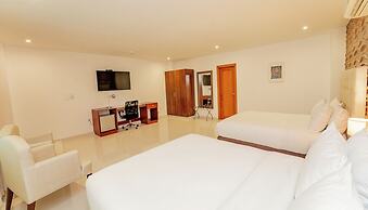 Hotel Parque Del Sol
