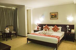 Green Leaf Hotel