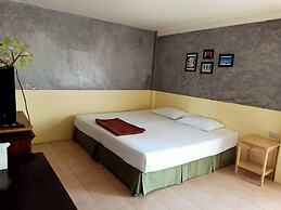 Phunyanuch Hotel