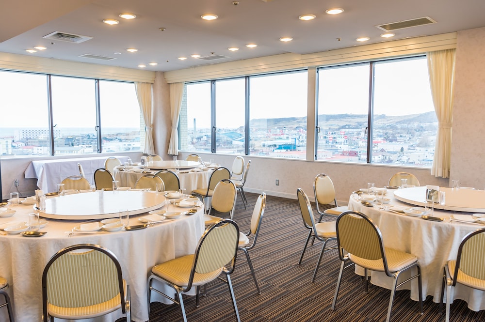 Shizunai Eclipse Hotel