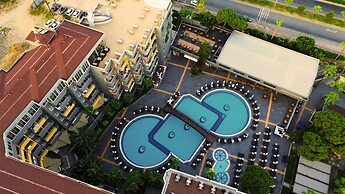 Senza Grand Santana Hotel