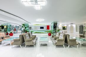 Senza Grand Santana Hotel