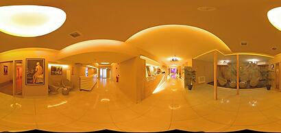 Senza Grand Santana Hotel