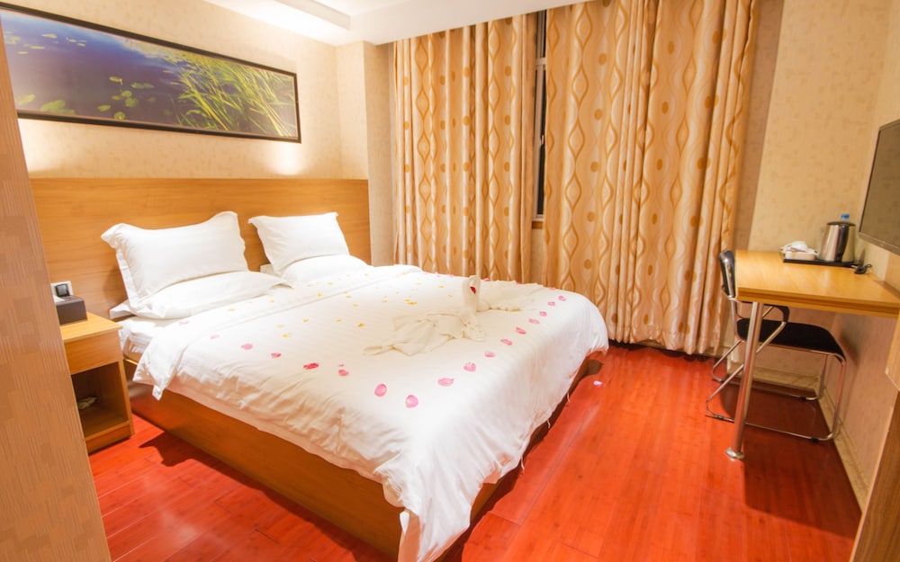 Sky Hotel