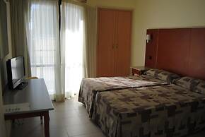 Hotel Oasis Plaza