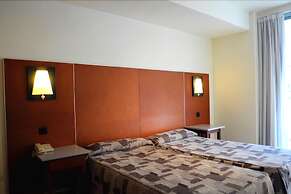 Hotel Oasis Plaza