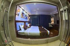 Star World Hotel